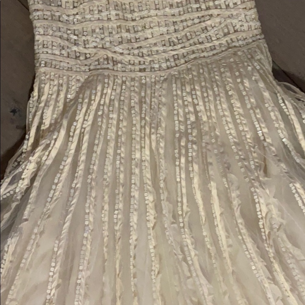 Rare Oscar de la Renta gown - Picture 7 of 16